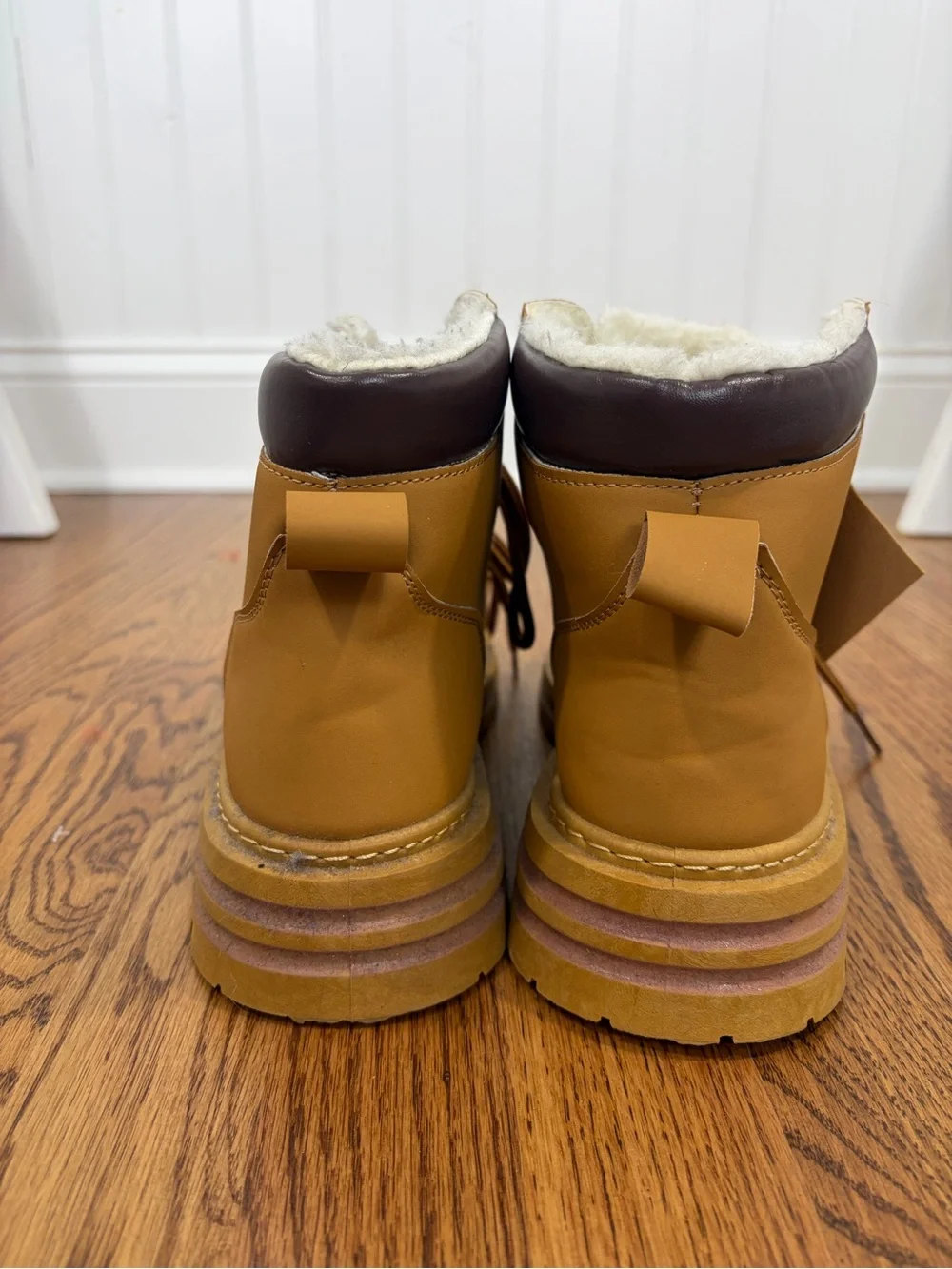 Plush Lined Lace-Up Winter Boots (44)